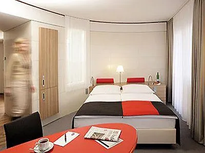 Szálloda Mercure Frankfurt Messe 4*