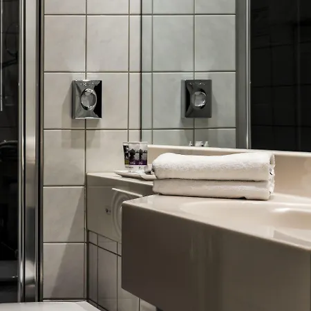 Mercure Frankfurt Messe מלון פרנקפורט