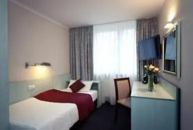 Mercure Frankfurt Messe 4*