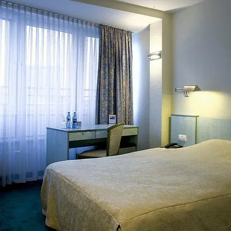 Mercure Frankfurt Messe 4* Frankfurt nad Menem
