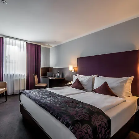 Mercure Frankfurt Messe Отель 4*