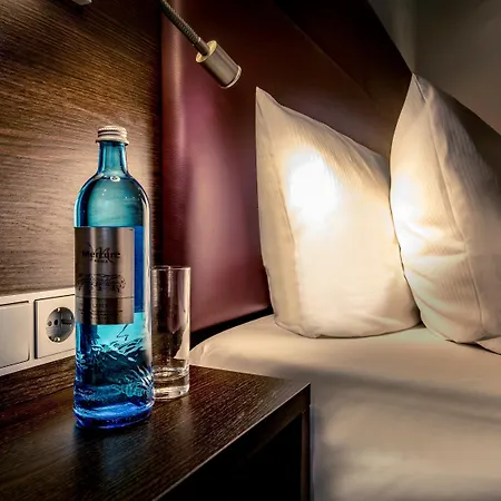 Отель Mercure Frankfurt Messe 4*